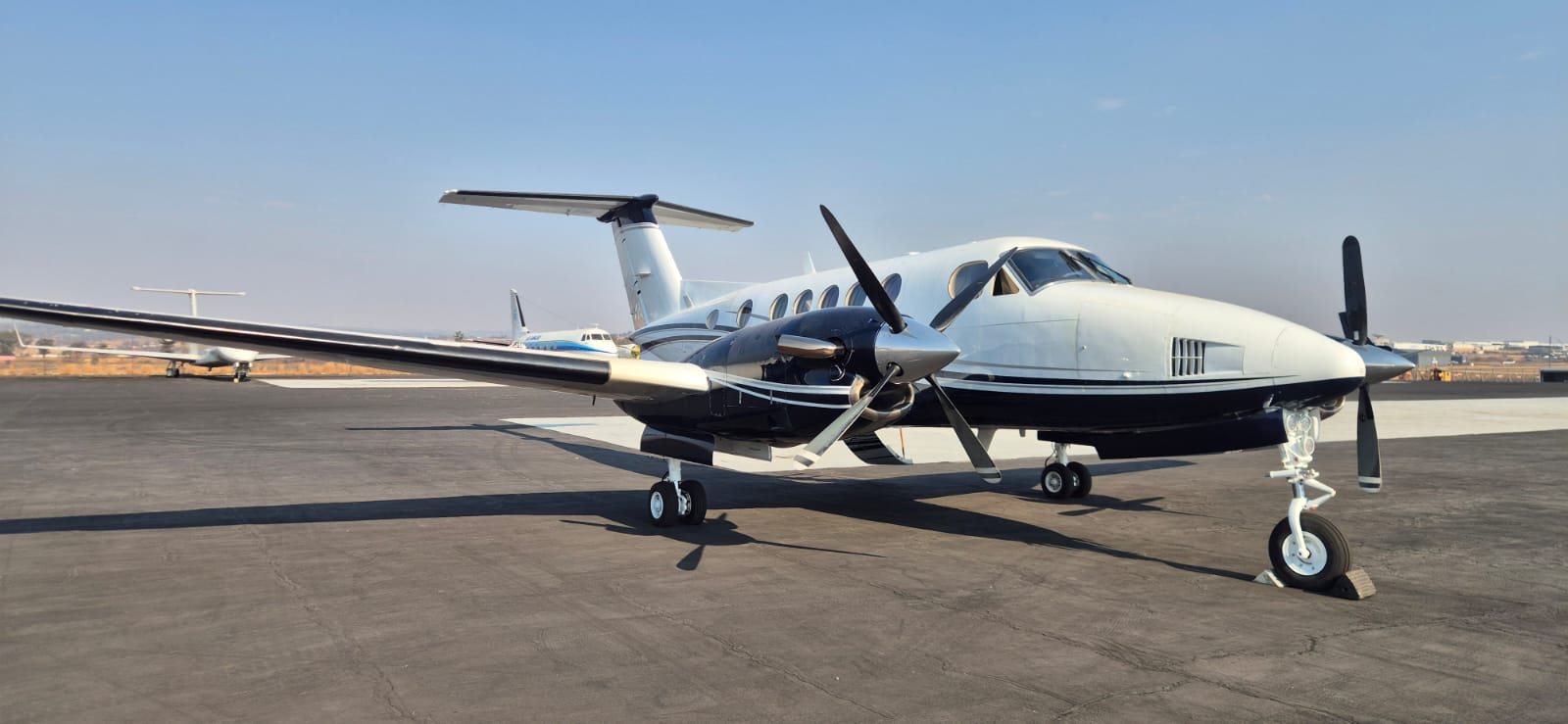 King Air 200, view 4